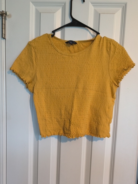 American Eagle Outfitters Tops - American Eagle Outfitters Mustard Smocked Short-Sleeve Crop Top